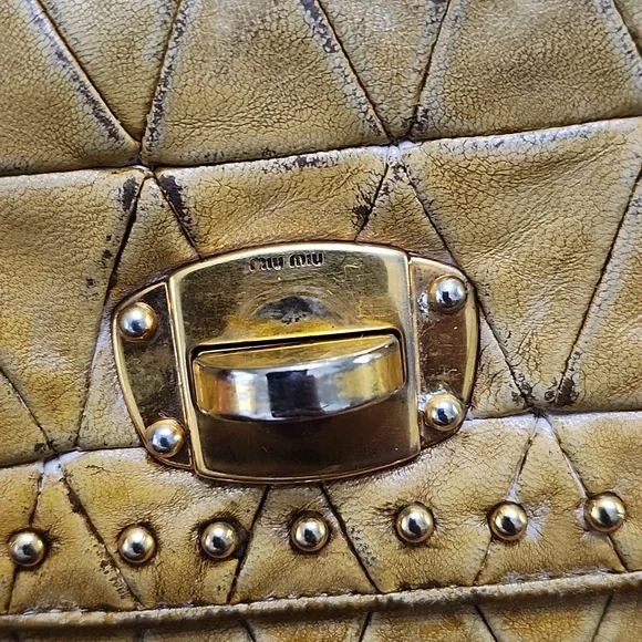 Miu Miu Tan Distressed Studded Wallet W/antique Finish - Picture 7 of 15